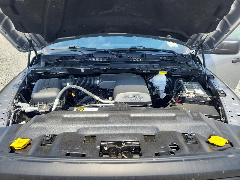 2024 Dodge RAM 1500 Classic SLT