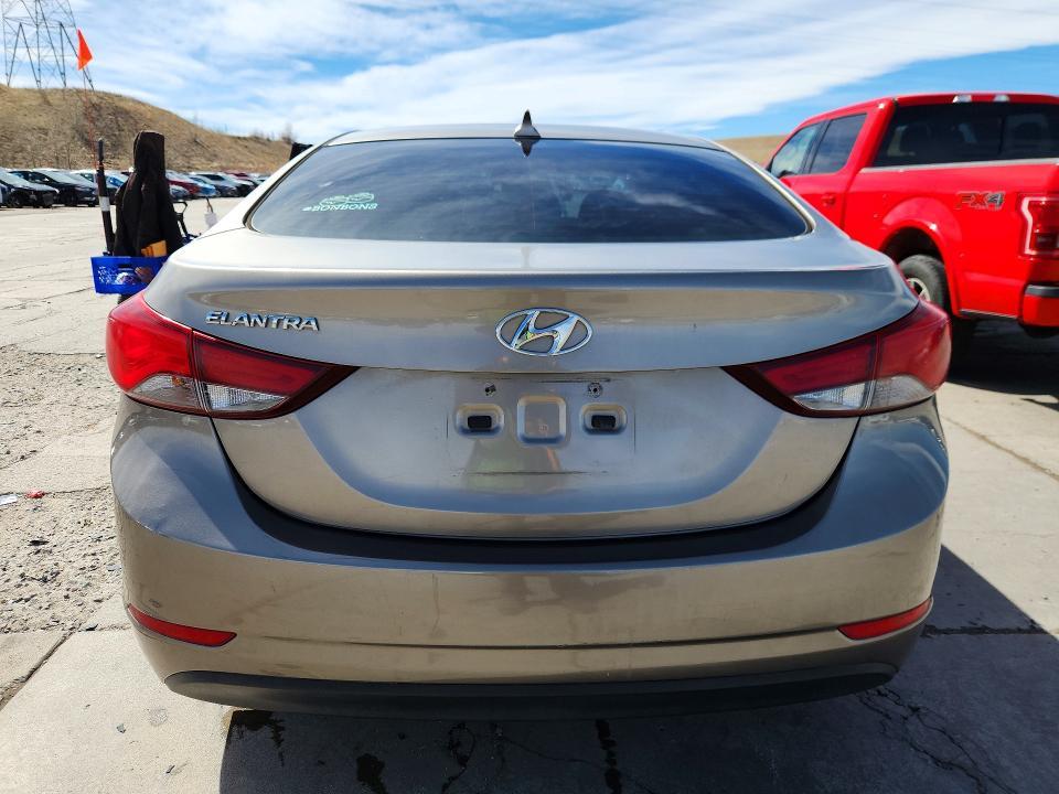 2014 Hyundai Elantra se