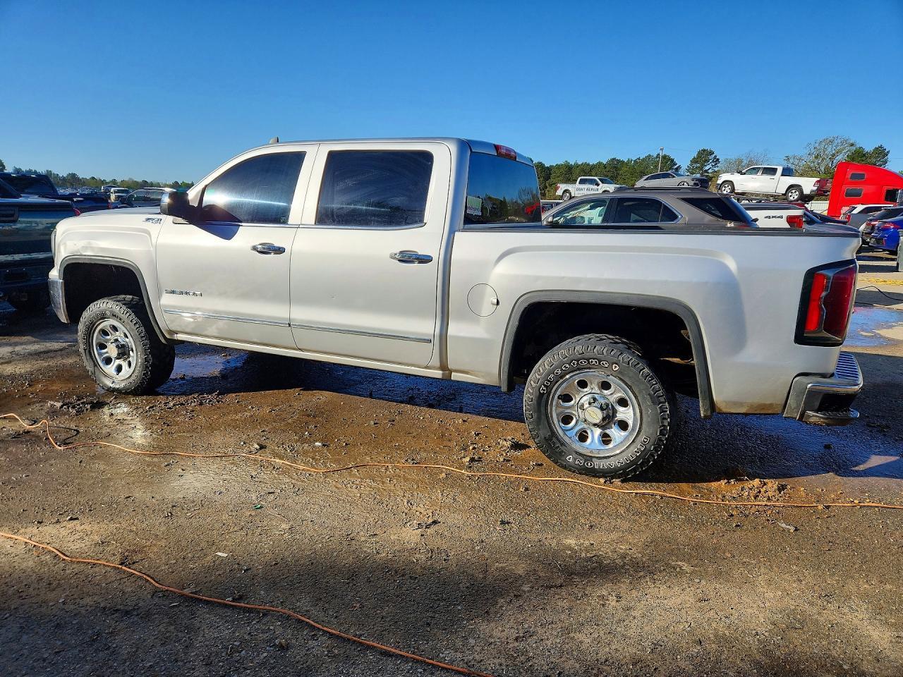 2017 GMC Sierra K1500 SLT