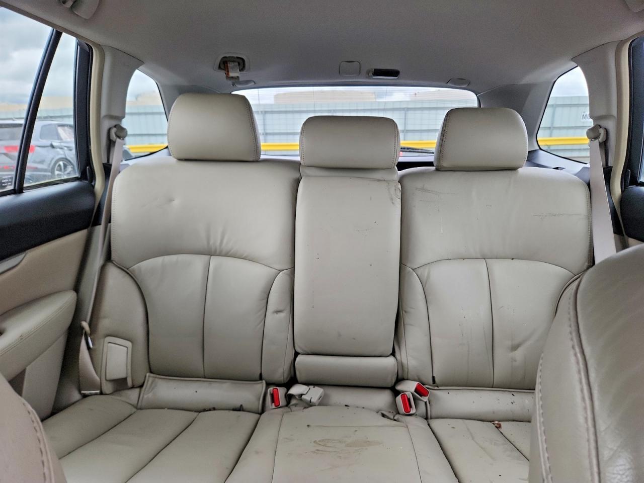 2010 Subaru Outback 2.5i