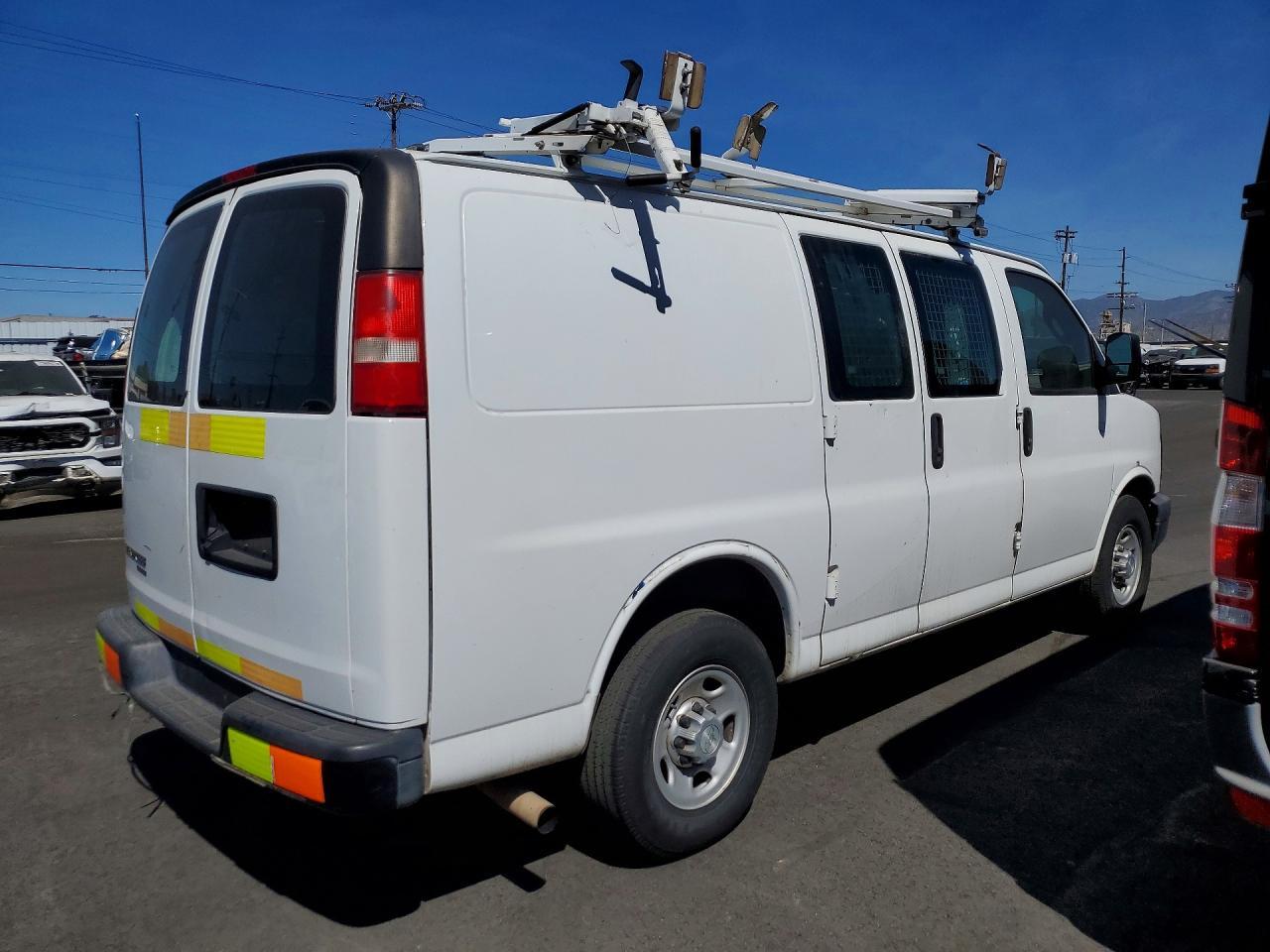 2016 Chev Rolet Express 2500 Cargo Utility / Service Van