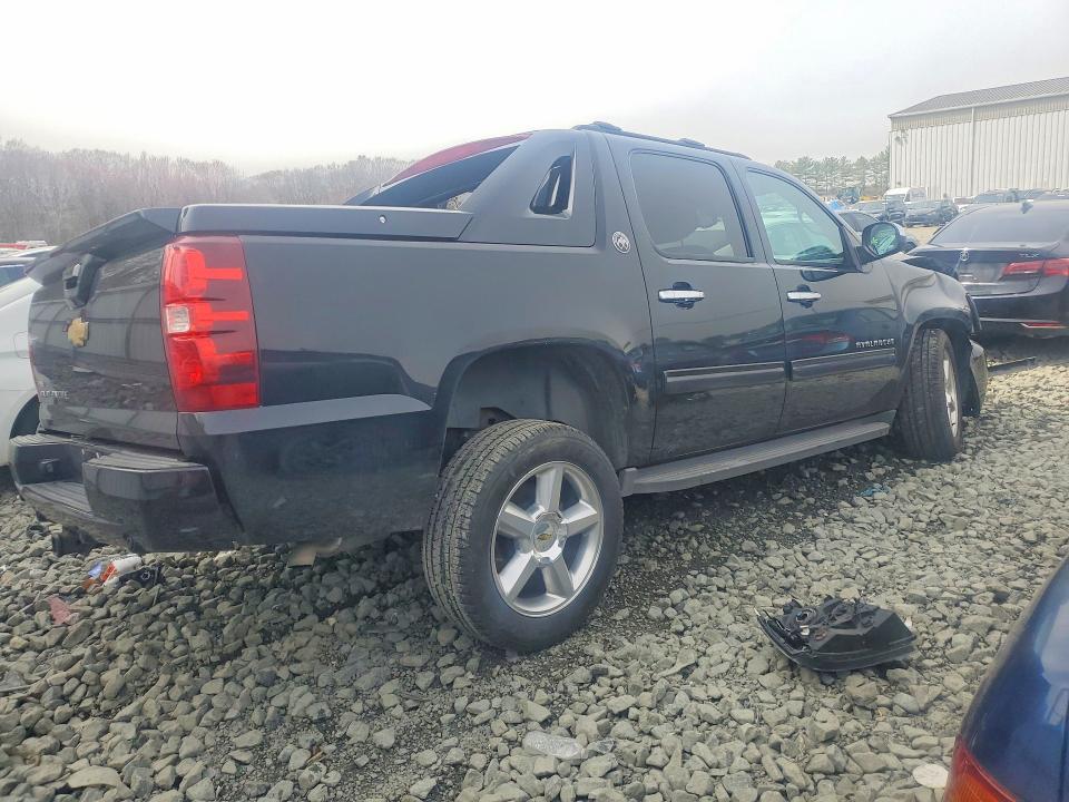 2013 Chevrolet Avalanche LT