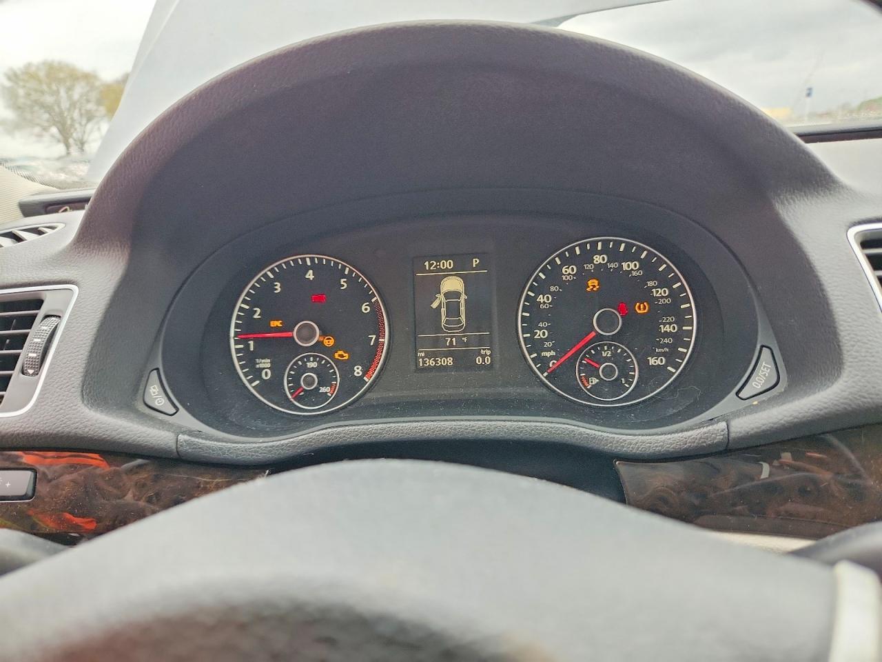 2014 Volkswagen Passat sel