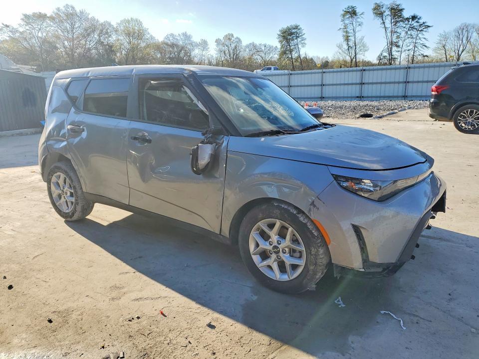 2025 KIA Soul lx