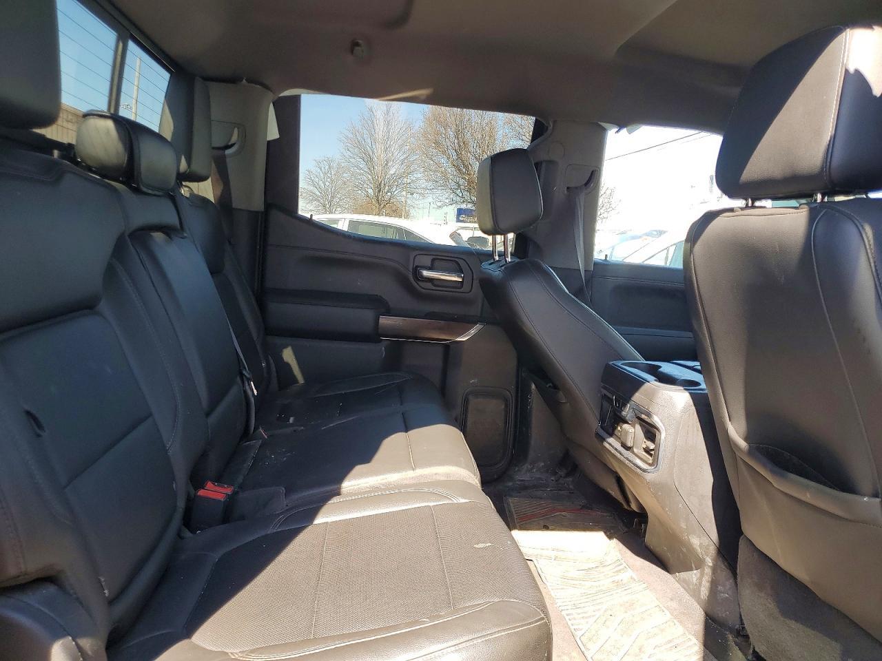 2020 GMC Sierra K1500 SLT