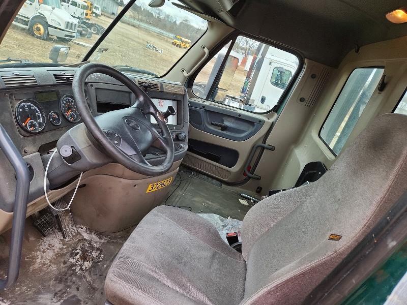 2018 Freigliner Cascadia 113