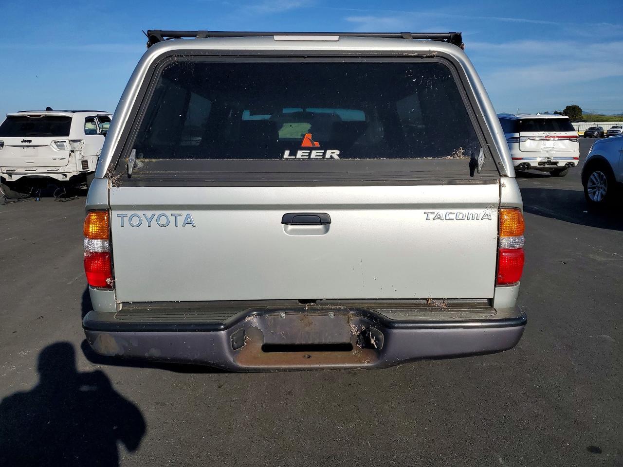 2003 Toyota Tacoma Base