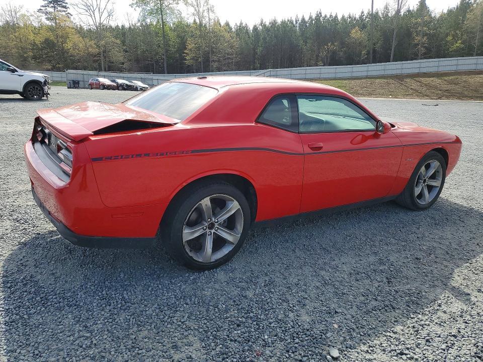 2015 Dodge Challenger sxt