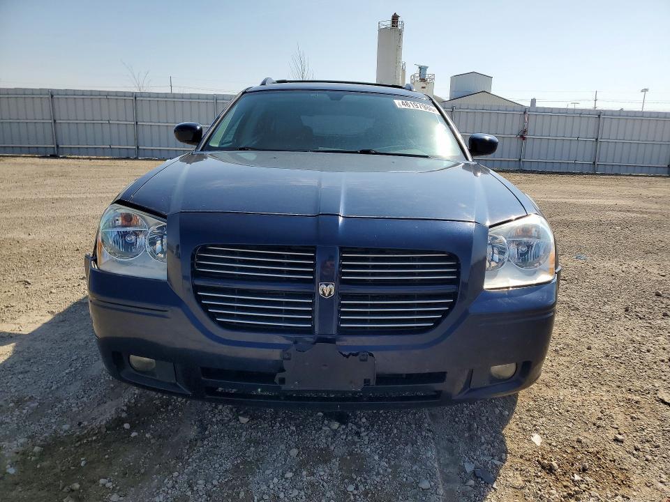 2005 Dodge Magnum r