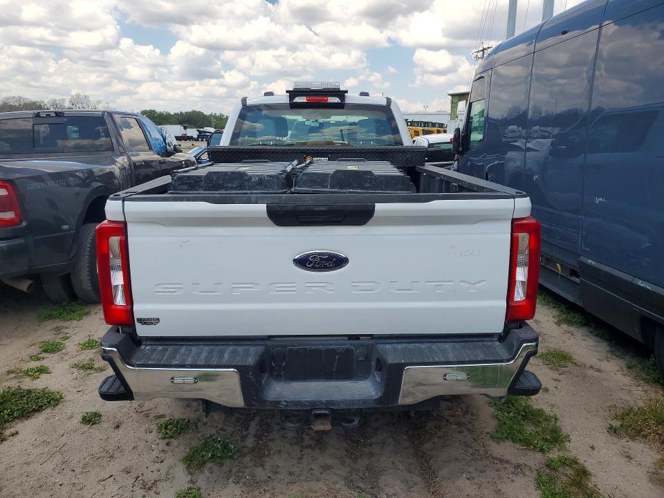 2025 Ford F350 Super Duty