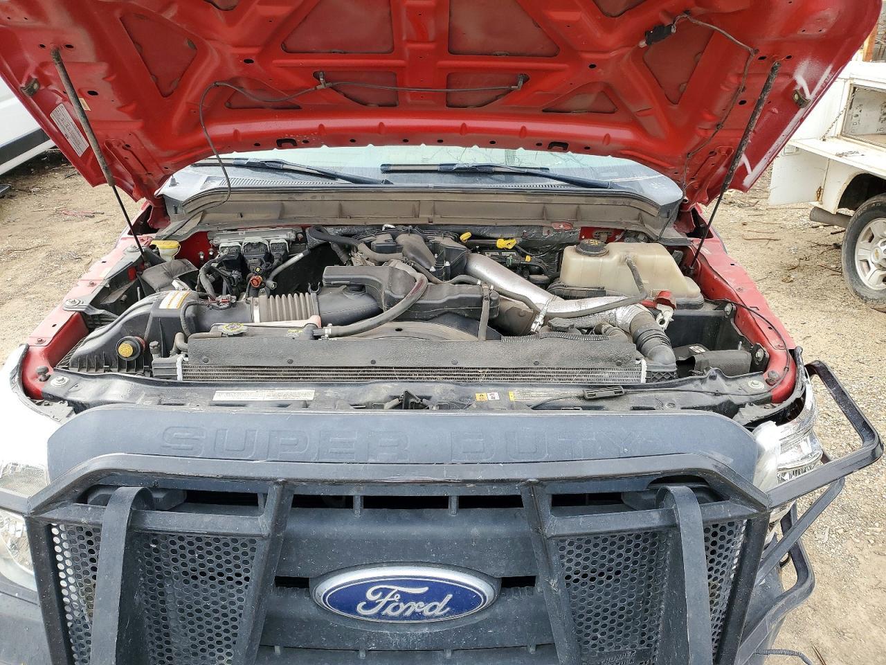 2013 Ford F550 Super Duty Truck Cab AND Chassis