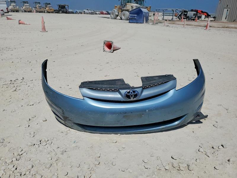 2008 Toyota Sienna le 8-passenger