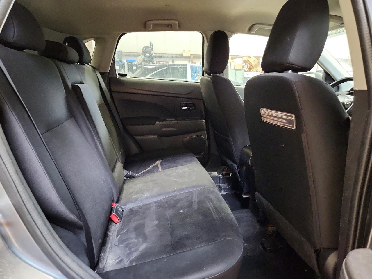2013 Mitsubishi RVR