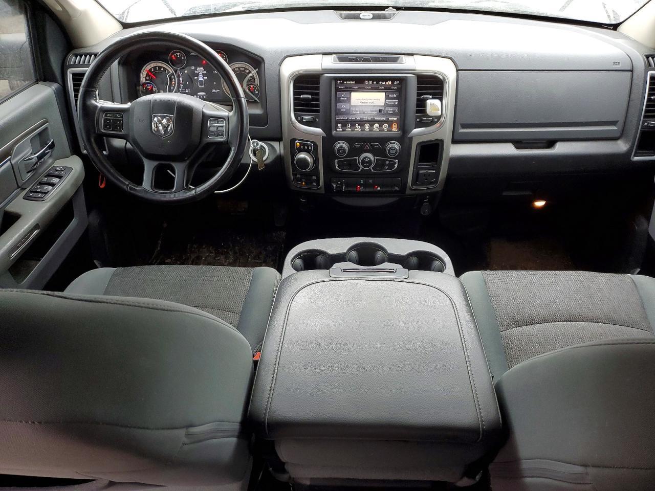 2016 Dodge RAM 1500 SLT