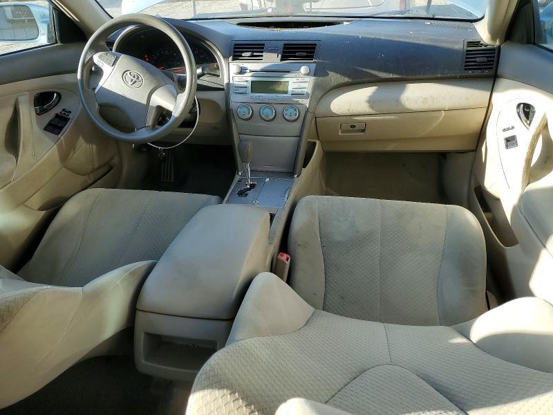 2009 Toyota Camry le