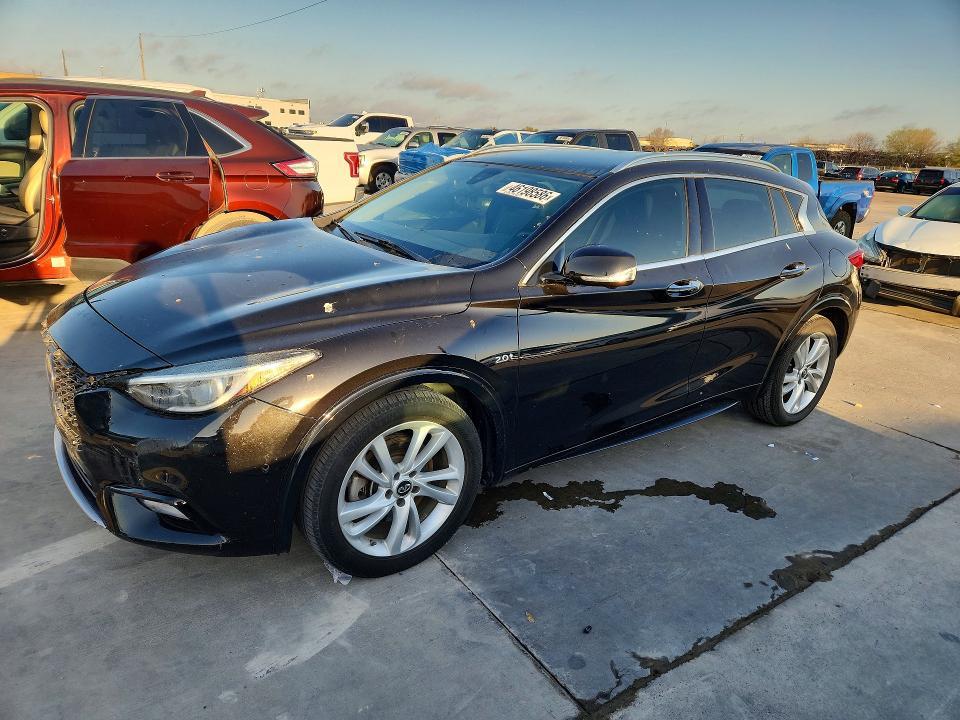 2018 Infiniti Qx30 Essential