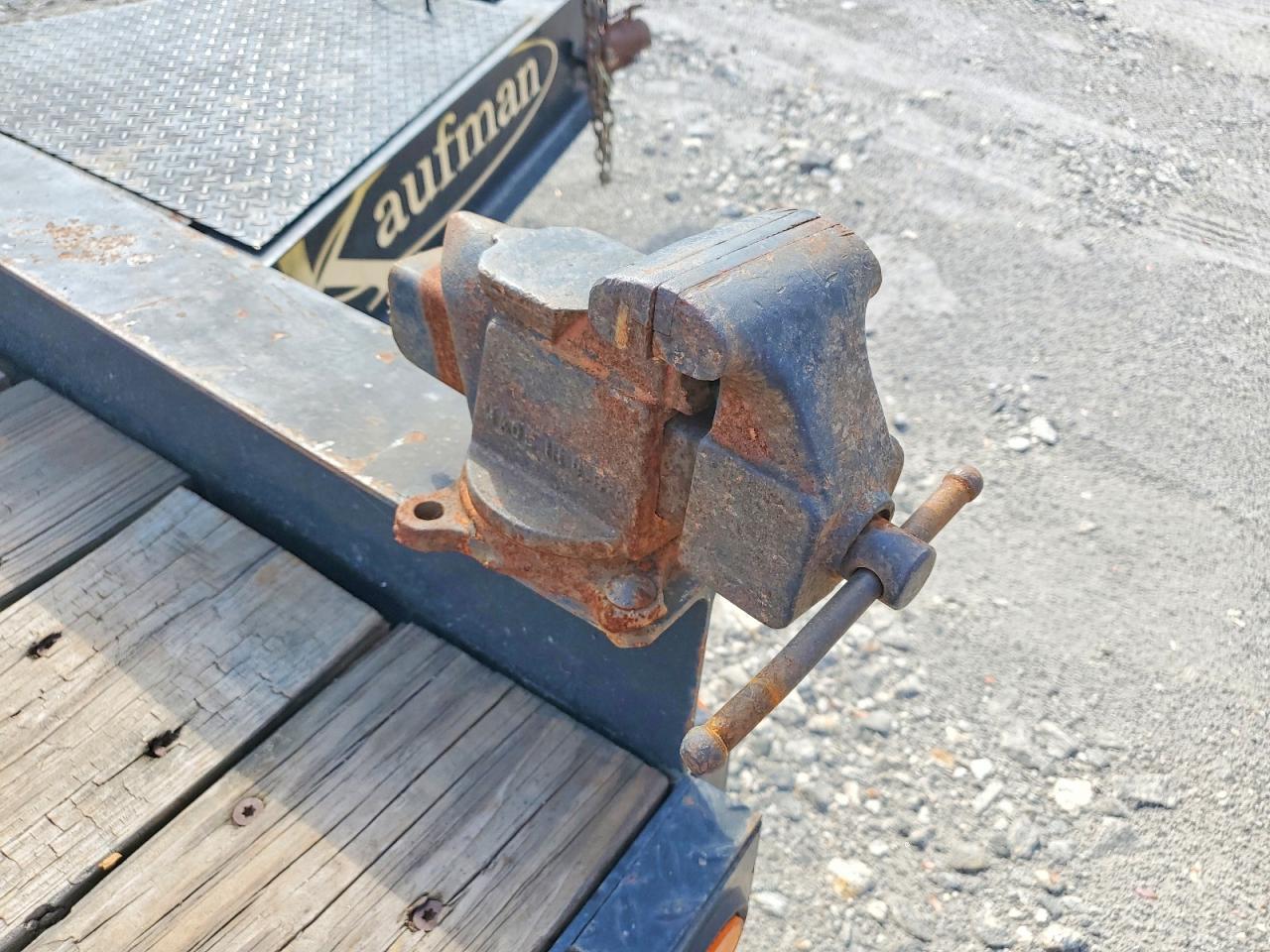 2020 Kaufman Equipment Trailer