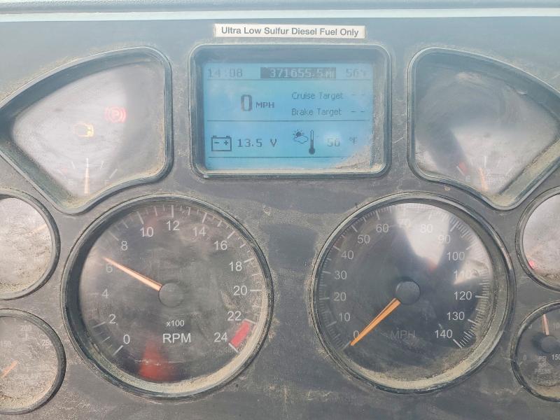 2015 Mack CXU613 Semi Truck