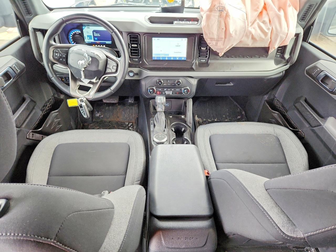 2021 Ford Bronco Base