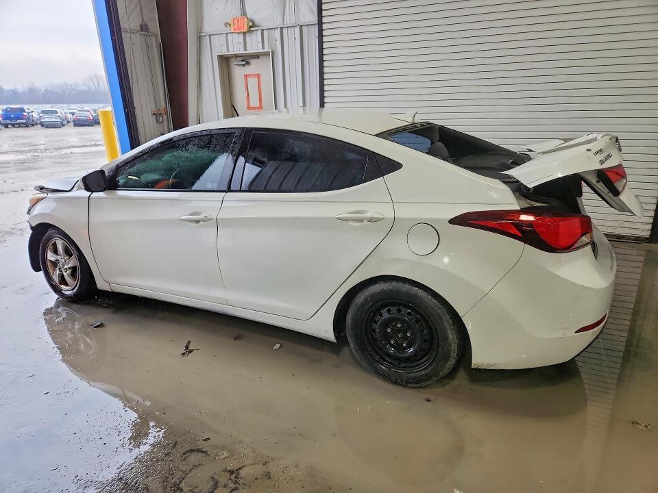 2014 Hyundai Elantra se