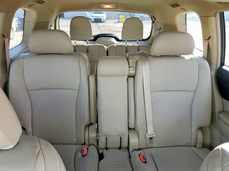 2011 Toyota Highlander se