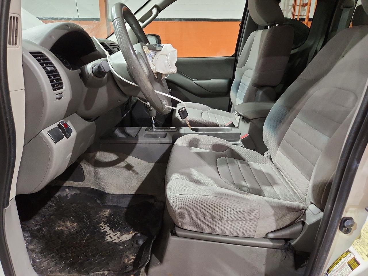 2013 Nissan Frontier S