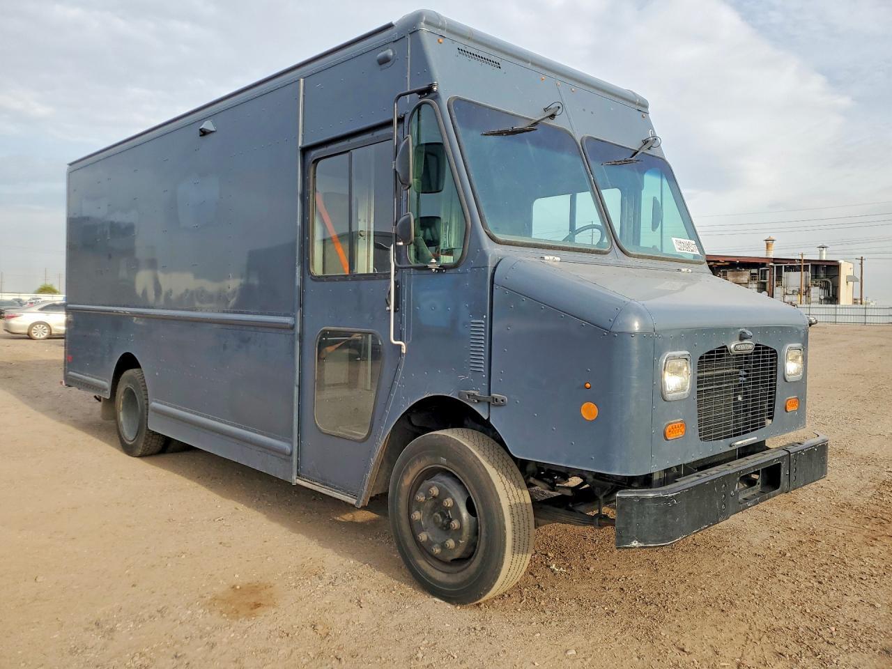 2020 Freightliner MT45G Chassis Delivery Truck