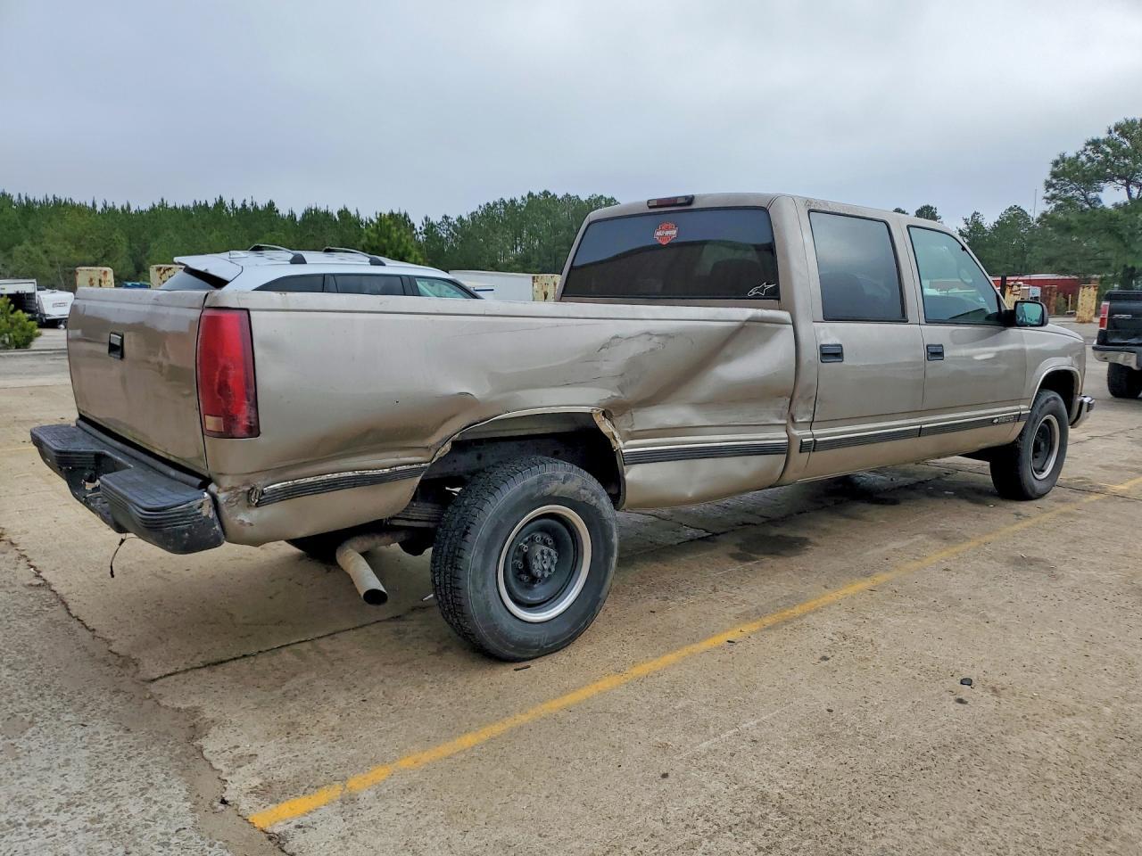 1999 Chevrolet GMT-400 C3500