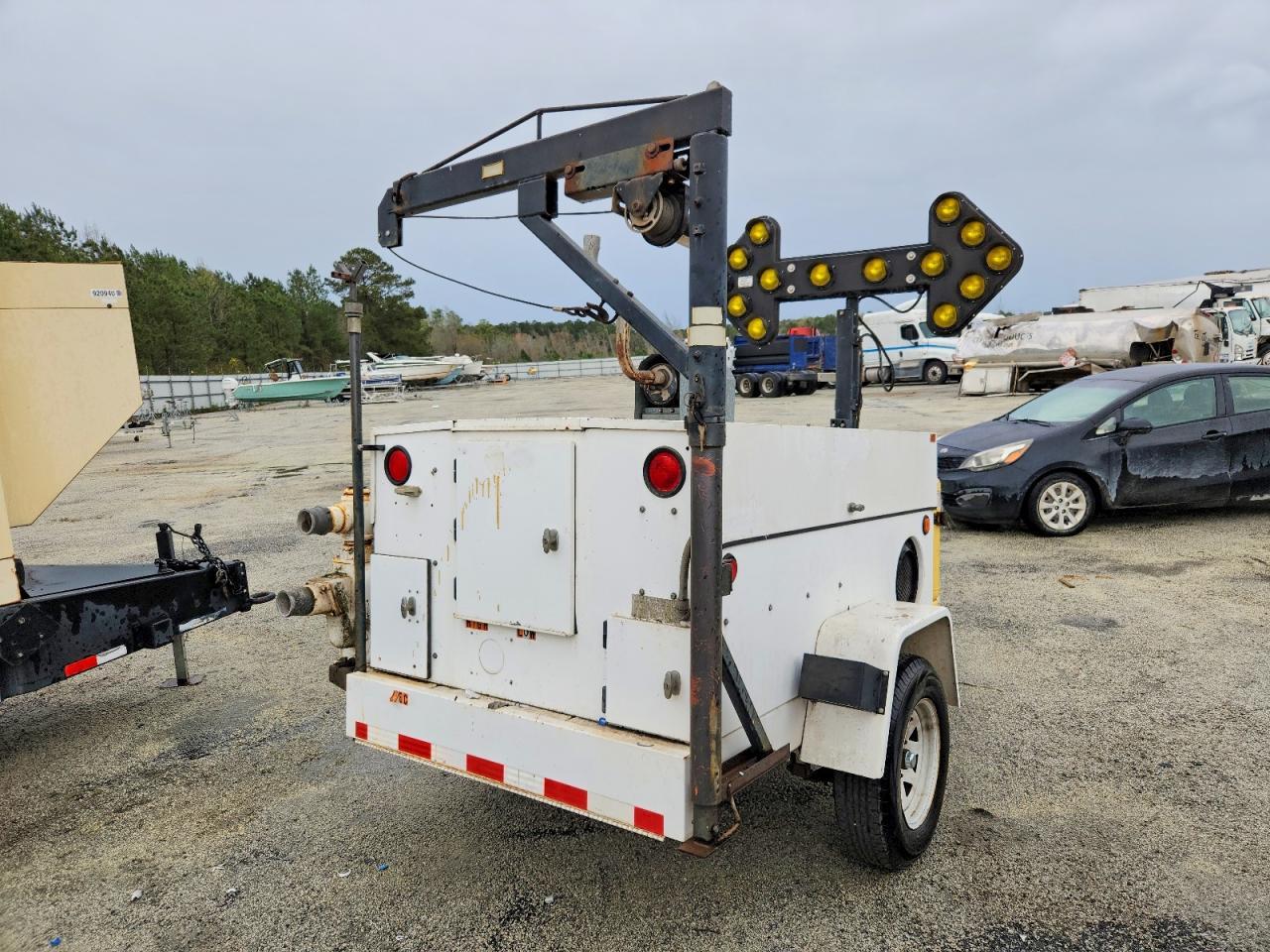 2004 Team Fenex Manhole Support Trailer