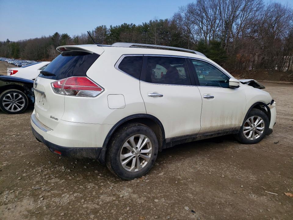 2015 Nissan Rogue sv
