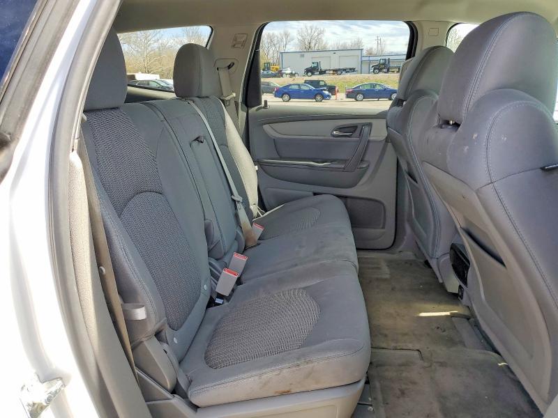 2017 Chevrolet Traverse ls