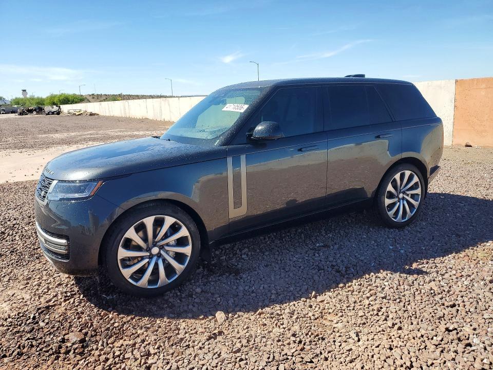2025 Land Rover Range Rover se