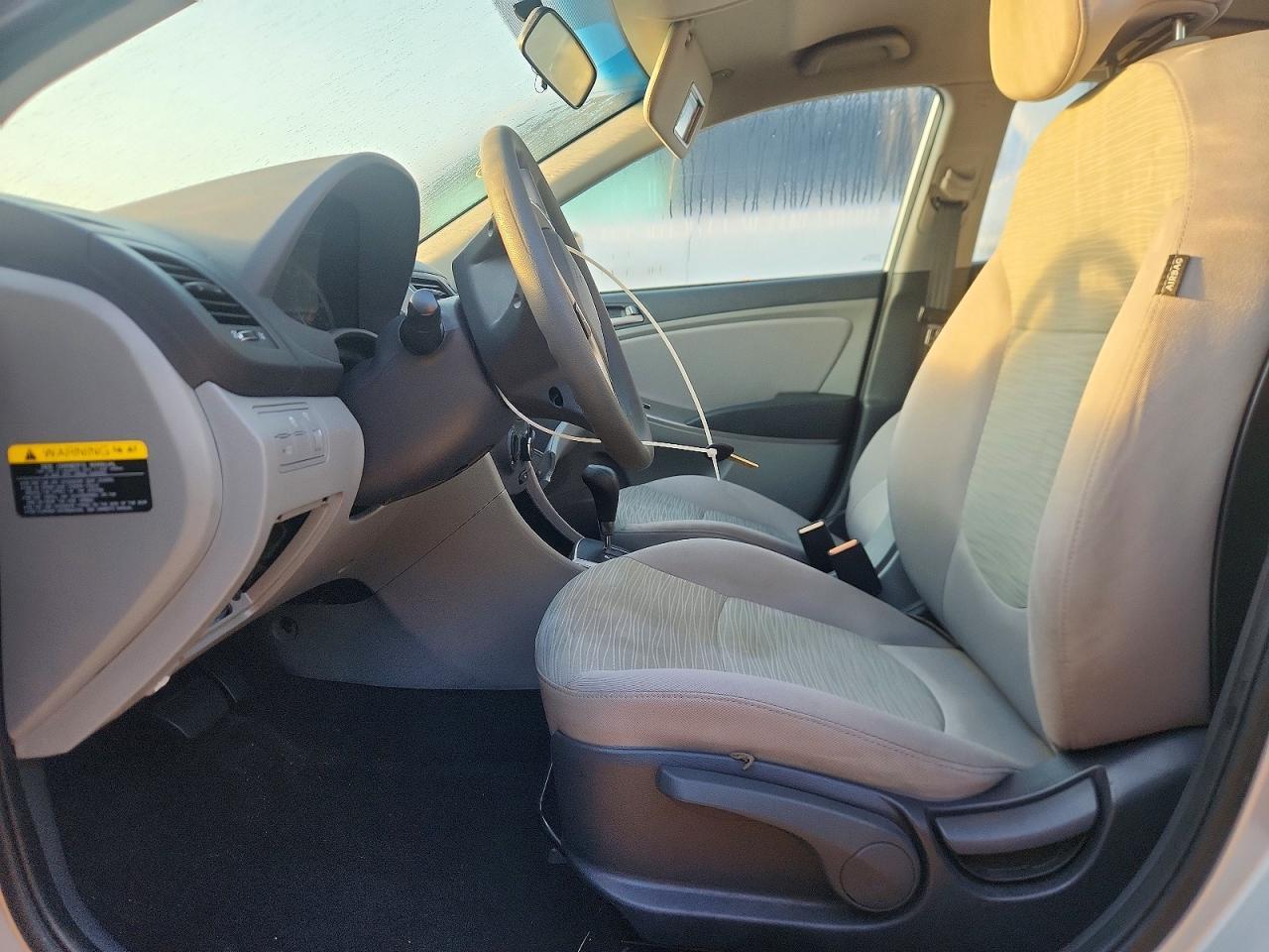 2017 Hyundai Accent Value Edition