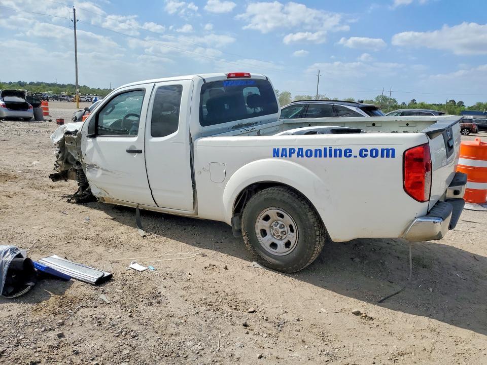 2015 Nissan Frontier s