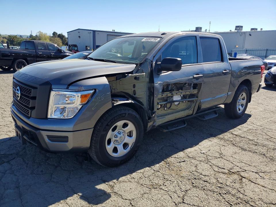 2021 Nissan Titan S