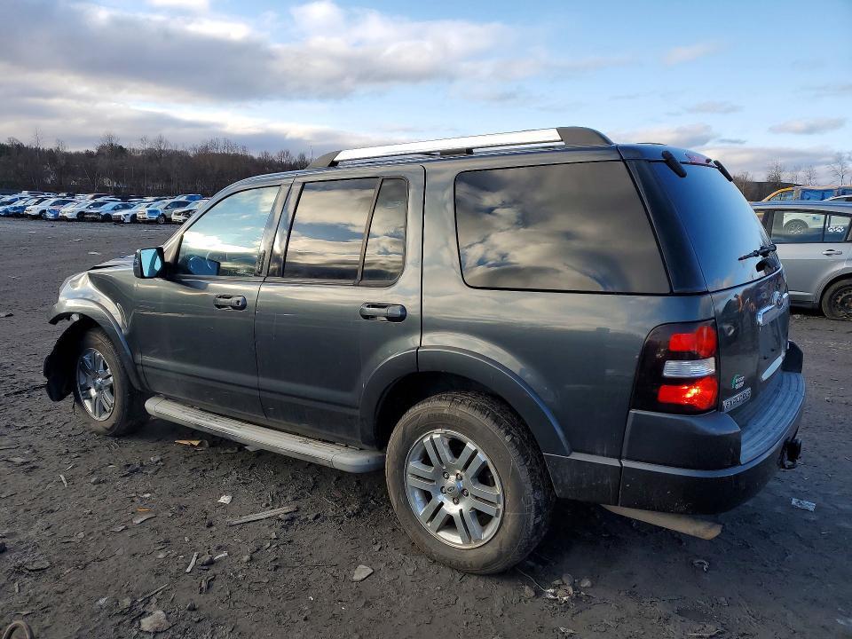 2010 Ford Explorer Limited