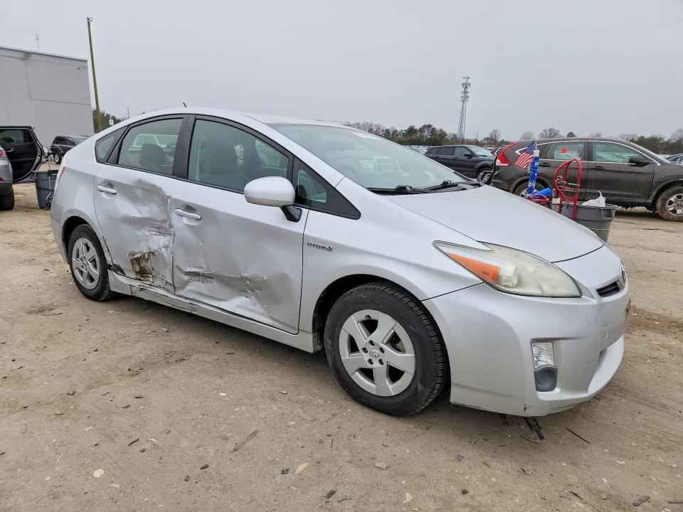2010 Toyota Prius ii