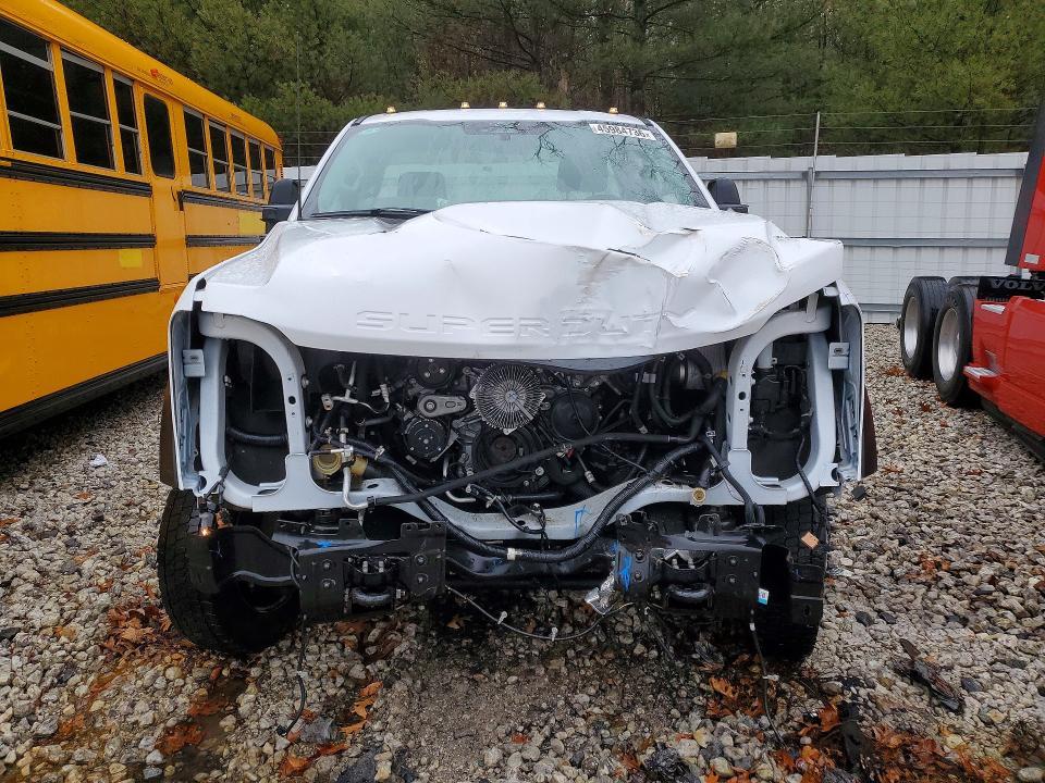 2024 Ford F550 Super Duty Truck Cab AND Chassis