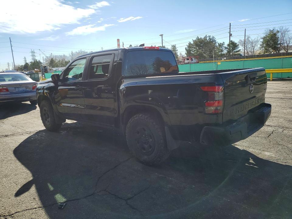 2022 Nissan Frontier S