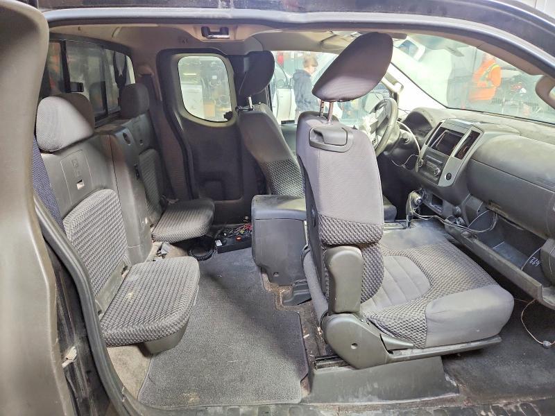 2013 Nissan Frontier SV V6