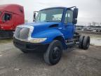 2002 International 4400 Semi Truck