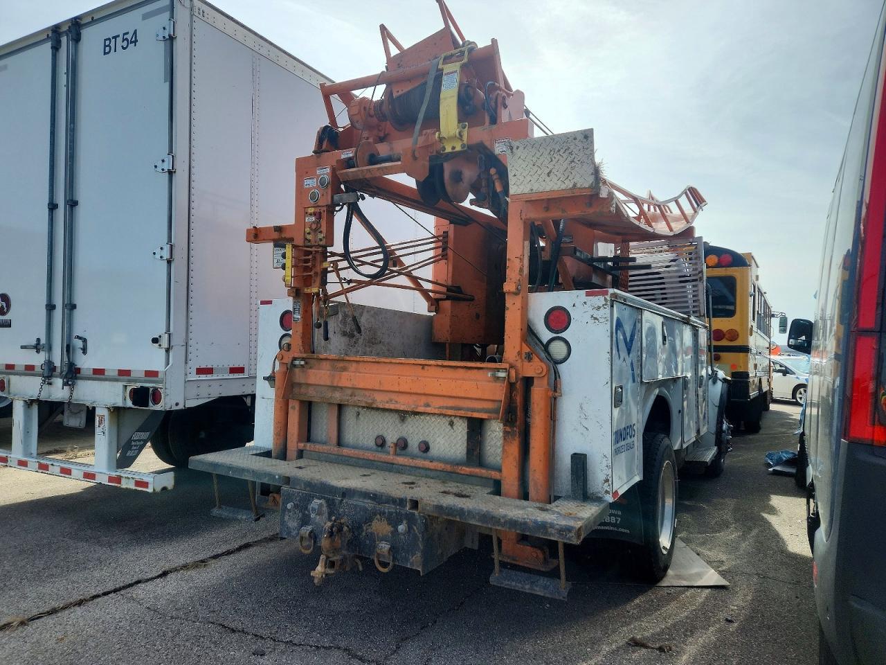 2004 Freigliner 2004 Freightliner Business Class M2 Crane Truck