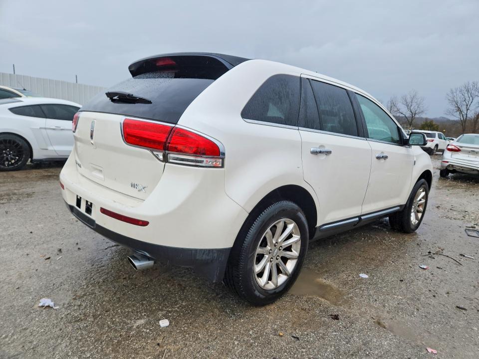 2012 Lincoln Townhouse MKX