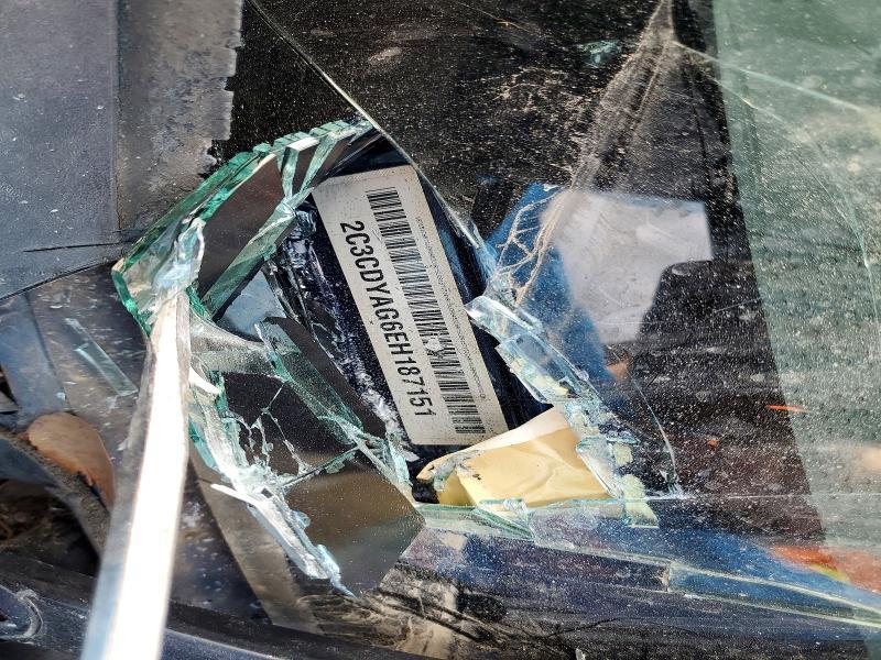 2014 Dodge Challenger sxt