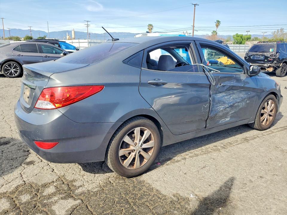 2012 Hyundai Accent gls