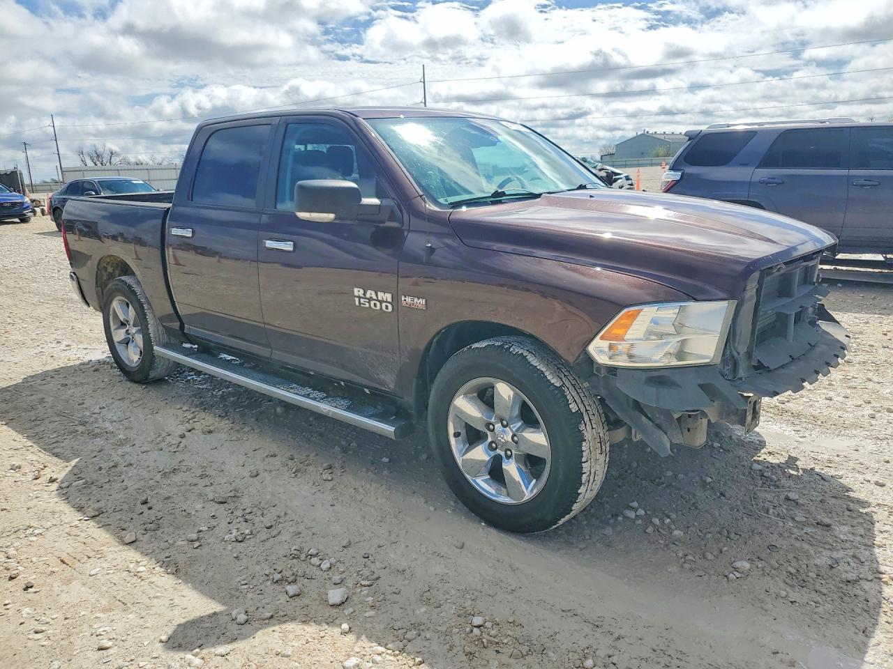 2015 Dodge RAM 1500 SLT