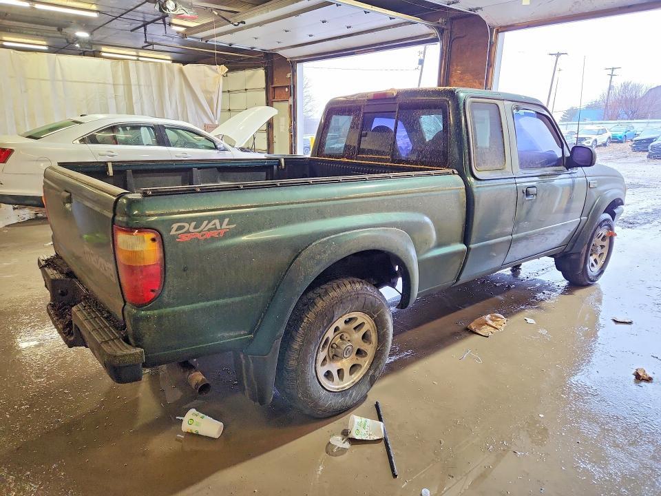 2001 Mazda B3000 cab Plus