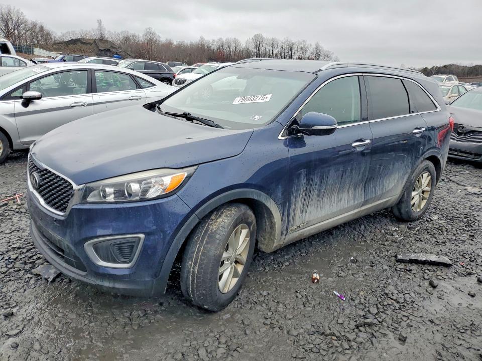 2016 KIA Sorento lx V6