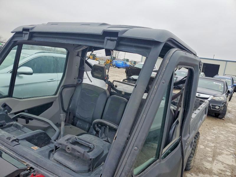 2020 Can-Am Defender Utility Vehicle