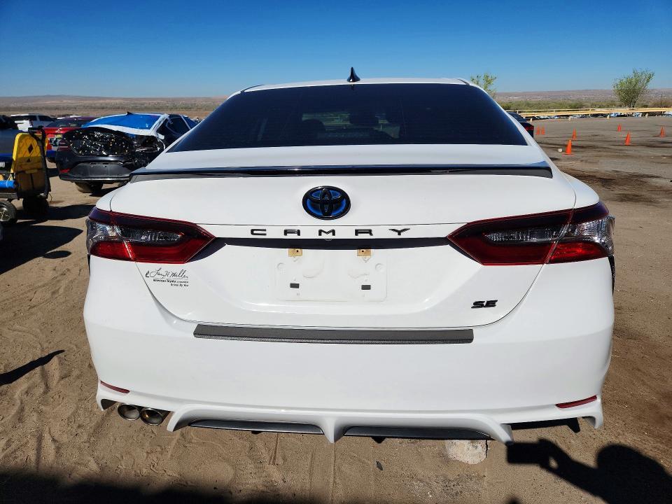 2022 Toyota Camry Hybrid se Nightshade